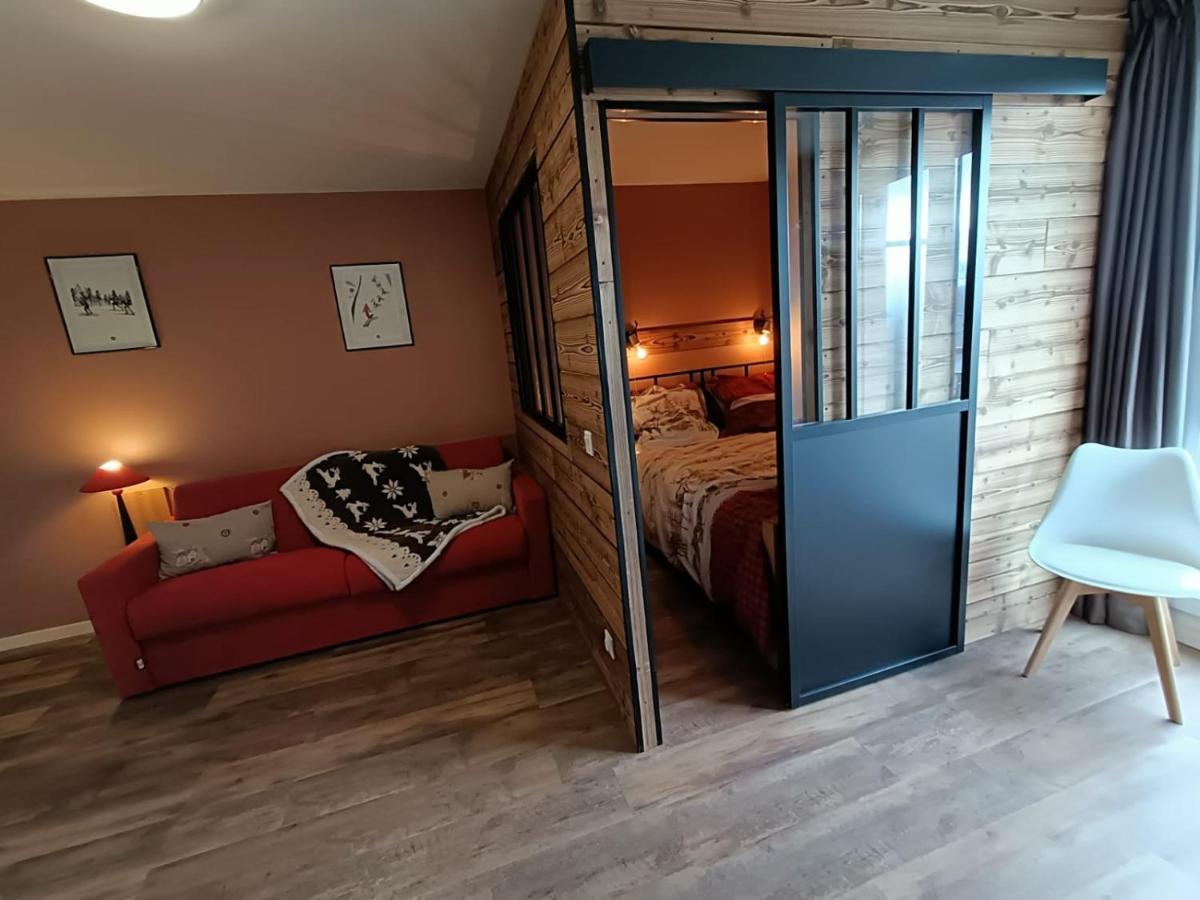 Fleurs Des Alpes Appartement Les Déserts Buitenkant foto